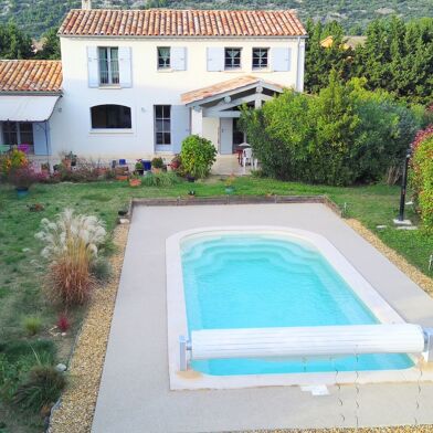 Maison 4 pièces 545000 €