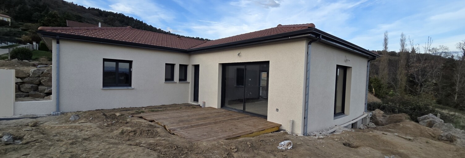 Maison 4 Pièces 101 m² à vendre à Vinzieux (07340)