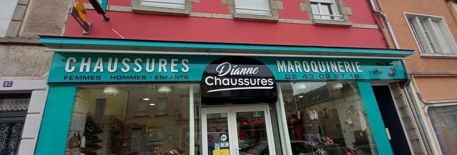 Commerce  93 m² à vendre à Pré-en-Pail-Saint-Samson (53140)