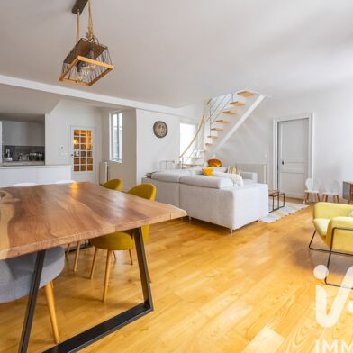 Appartement 5 pièces 609800 €