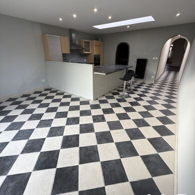 Maison 7 pièces 173000 €