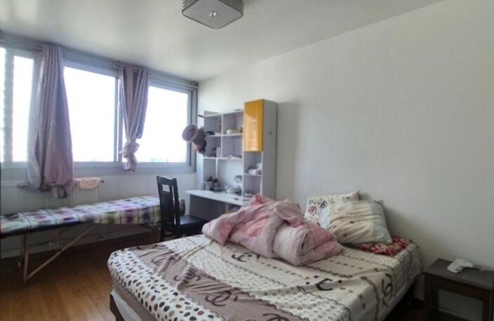 Appartement 64m2 3/4 pièces avec nombreux rangements cave et parking nominatif — photo 4