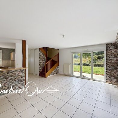 Maison 5 pièces 295000 €