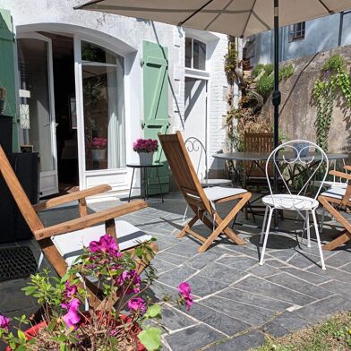 Maison 6 pièces 759200 €