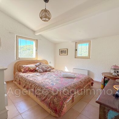 Maison 5 pièces 299000 €