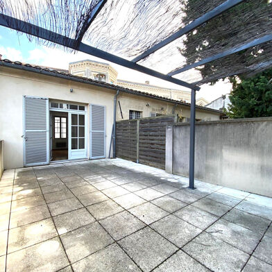 Appartement 3 pièces 880 €