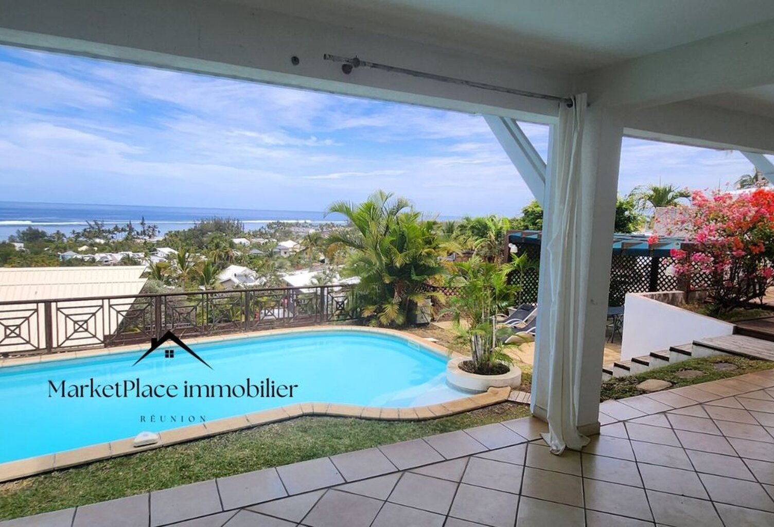 VIlla avec vue panoramique sur le lagon — photo 1