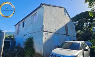 Maison 10 Pièces 170 m² à vendre à Saint-Louis (97421)