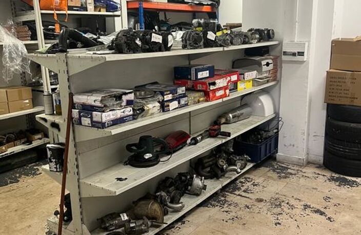 Vente Fonds de Commerce  Local Commercial 110 m² , Zone — photo 3