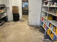 Vente Fonds de Commerce  Local Commercial 110 m² , Zone — photo 4