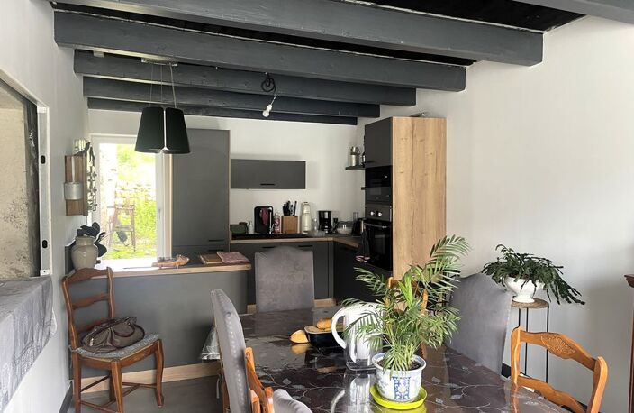 Maison de village avec jardin et garage — photo 2