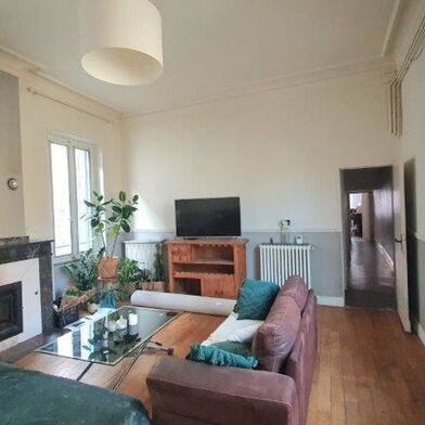 Appartement 4 pièces 157350 €