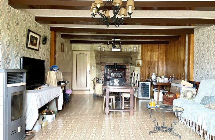 Ancienne ferme avec dépendances à vendre à — photo 3