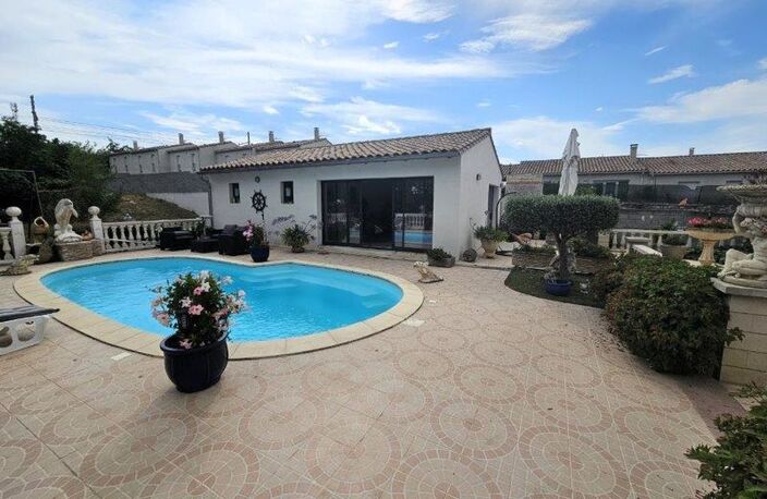 TRES BELLE PROPRIETE AVEC PISCINE AU SEL terrain 3000m² — photo 4