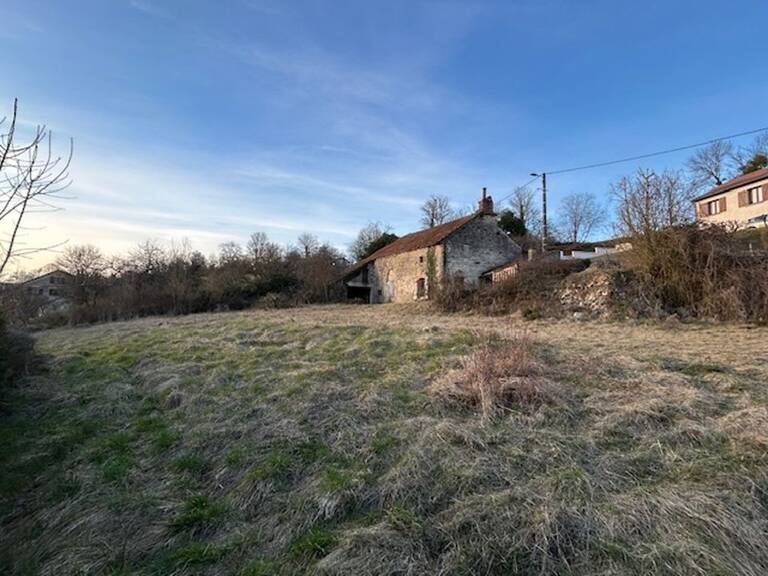 Maison à rénover avec terrain constructible. Opportunité à — photo 1