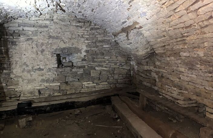 Maison à rénover avec terrain constructible. Opportunité à — photo 4