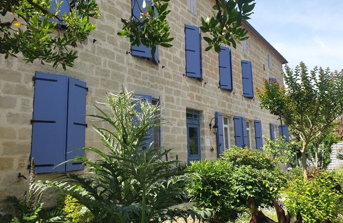 Maison de Maître en centre bourg très dynamique — photo 3