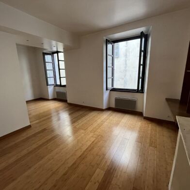 Appartement 2 pièces 754 €