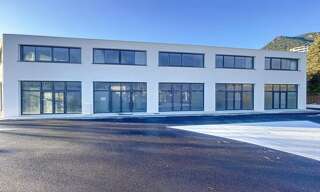 Commerce  134 m² à vendre à Alata (20167)