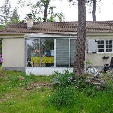 Bureau 3 pièces 89900 €