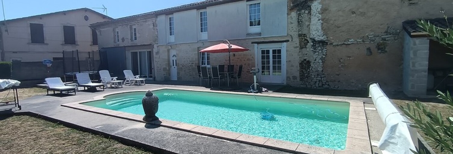 Maison 9 Pièces 202 m² à vendre à Saint-Martin-Lacaussade (33390)