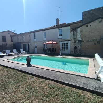 Maison 9 pièces 349000 €