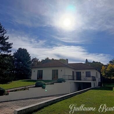 Maison 6 pièces 260500 €