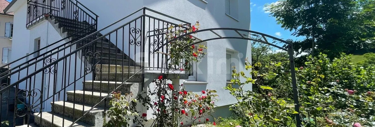 Maison 10 Pièces 164 m² à vendre à Orgelet (39270)