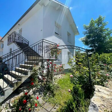 Maison 10 pièces 200000 €