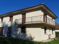 À vendre, Trie-sur-Baïse (Hautes-Pyrénées): Villa avec 6 chambres, garage/atelier et jardin de 990m². Cour avec parking, remise du jardin - à quelques minutes à pied des commerces — photo 2