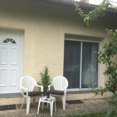 Appartement 1 pièces 700 €