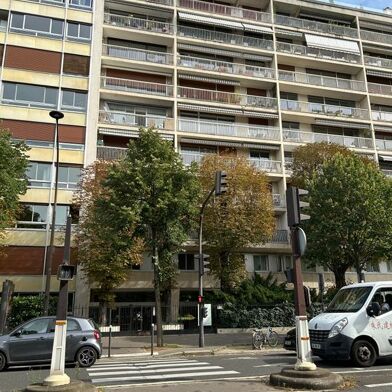 Appartement 1 pièces 690 €