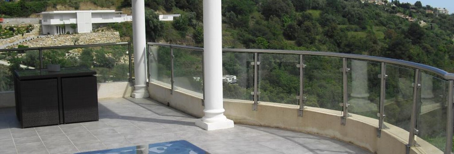 Appartement 3 Pièces 65 m² à louer à Nice (06000)