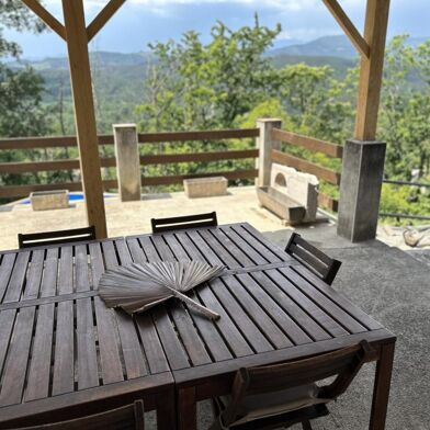 Maison 5 pièces 1020 €