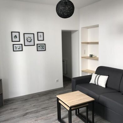 Appartement 1 pièces 450 €