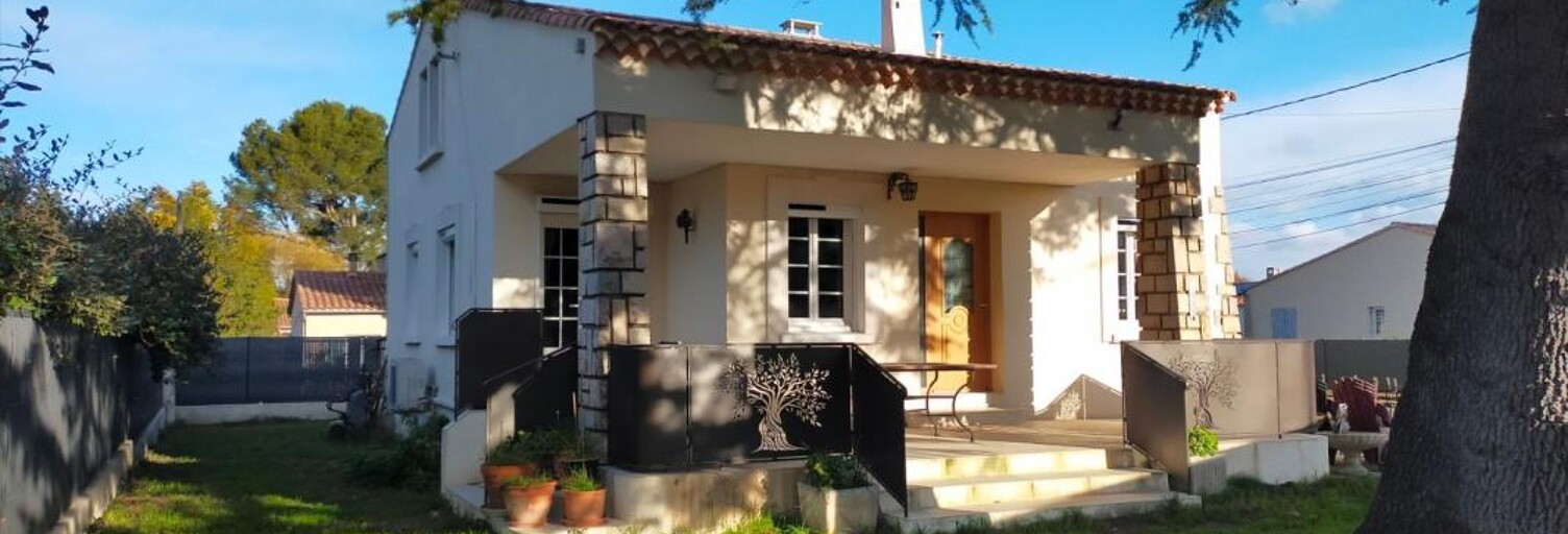 Maison 5 Pièces 127 m² à vendre à Saint-Étienne-du-Grès (13103)