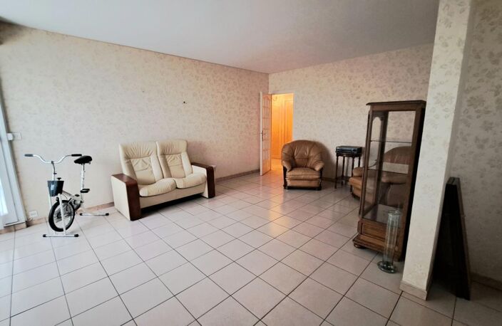 La Rochelle – Appartement T2 Bis 79 m² en rez-de-jardin ! — photo 2