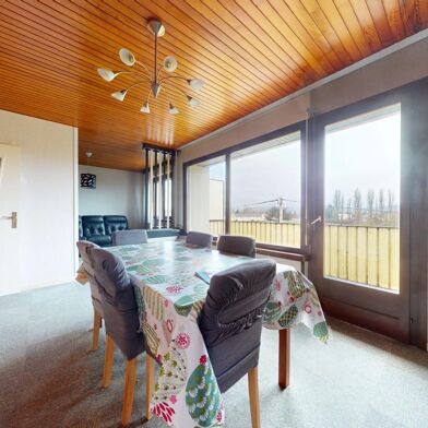 Appartement 5 pièces 114000 €