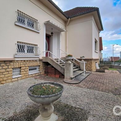 Maison 6 pièces 430500 €