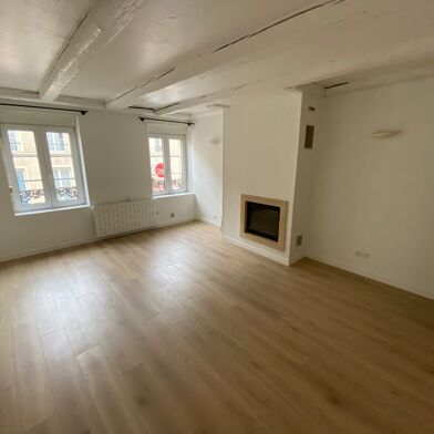 Appartement 2 pièces 790 €