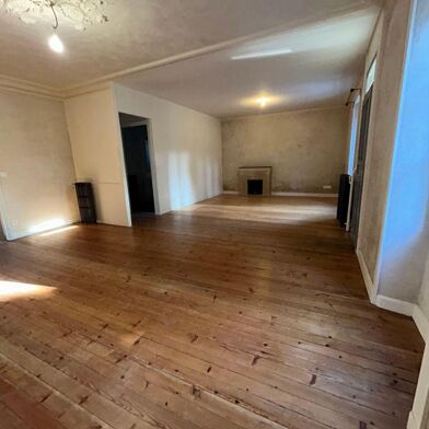 Maison 5 pièces 1550 €