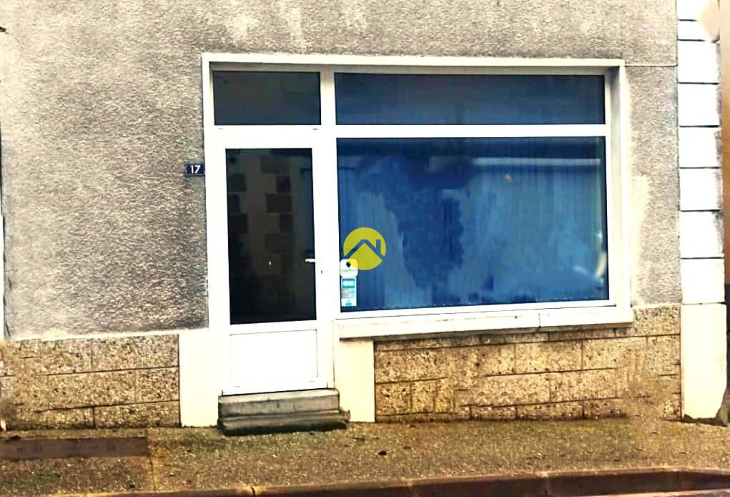 LOCAL COMMERCIAL A LOUER — photo 1