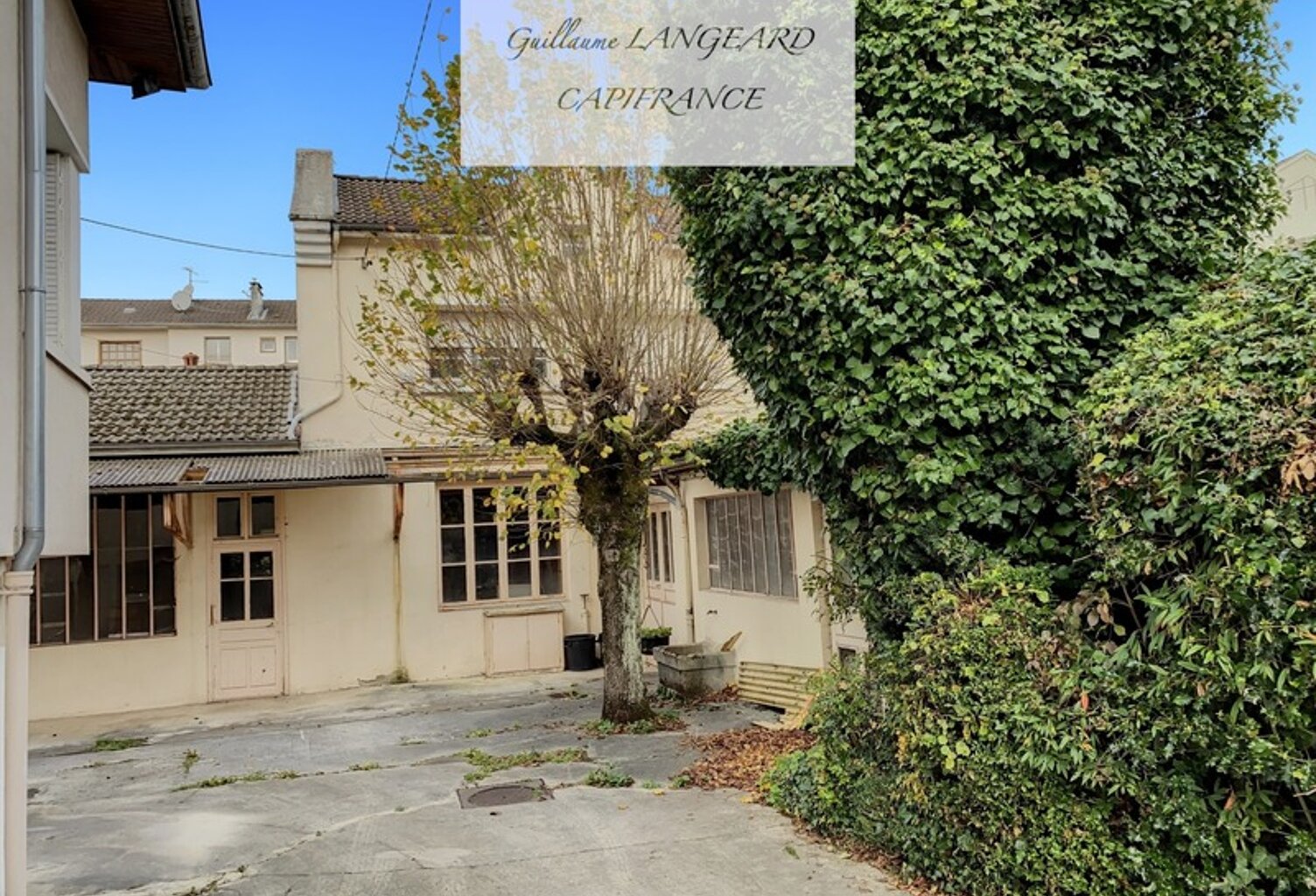 OYONNAX (01) - À vendre maison T5 de 155 m2 + Atelier professionnel de 423 m2 - 1220 m2 de terrain — photo 1