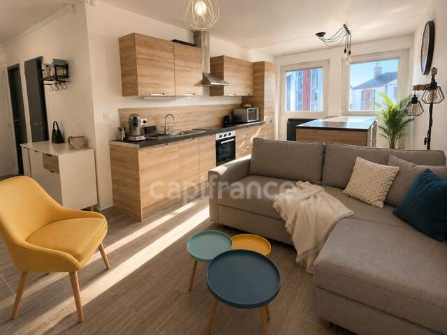 Appartement à vendre 4 pièces LA ROCHE SUR YON (85) — photo du bien