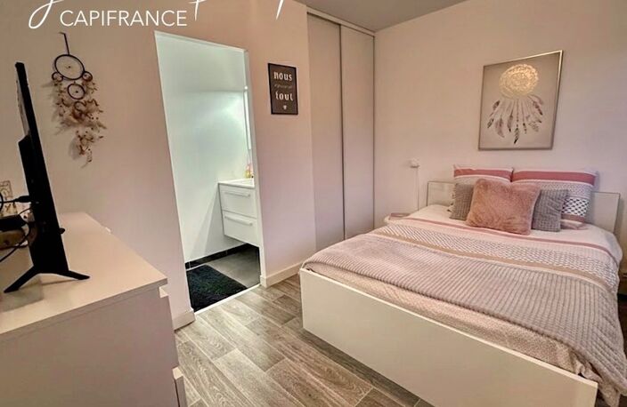 Appartement à vendre 4 pièces LA ROCHE SUR YON (85) — photo 2