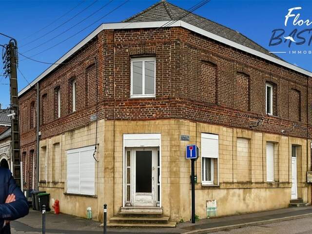 Immeuble de rapport – Emplacement n°1 en plein centre de Hérin — photo du bien