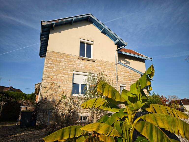   Une maison où le printemps s’invite au quotidien   — photo 1