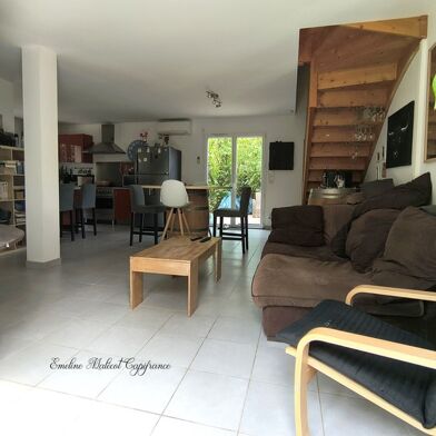 Maison 4 pièces 389000 €
