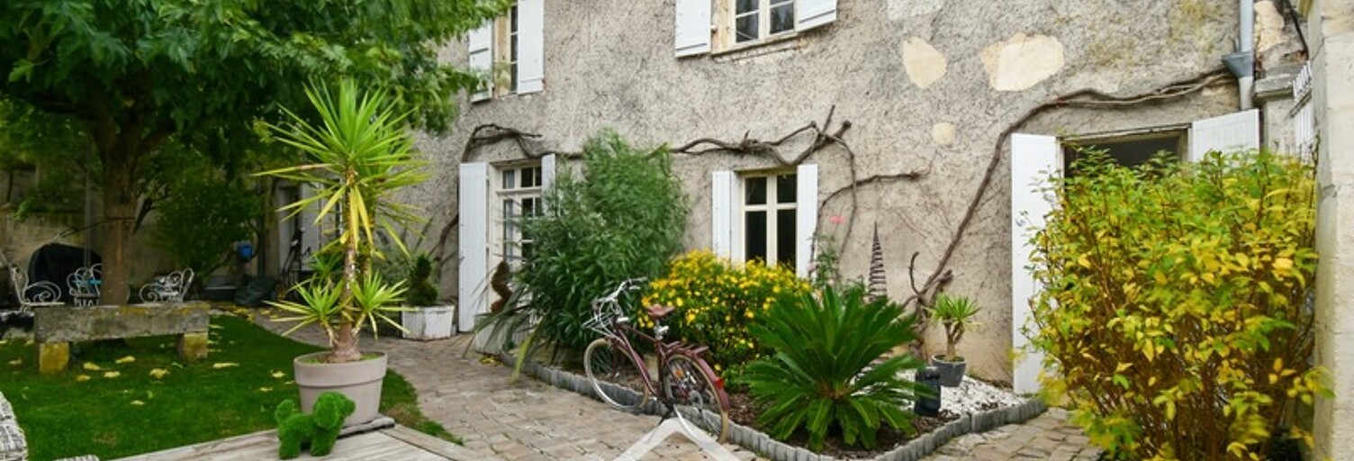 Maison 7 Pièces 190 m² à vendre à Saint-Jean-d'Angély (17400)