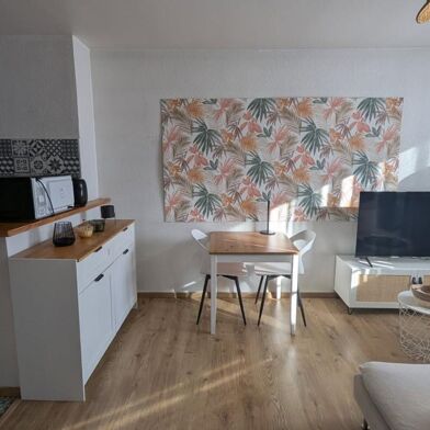 Appartement 1 pièces 742 €